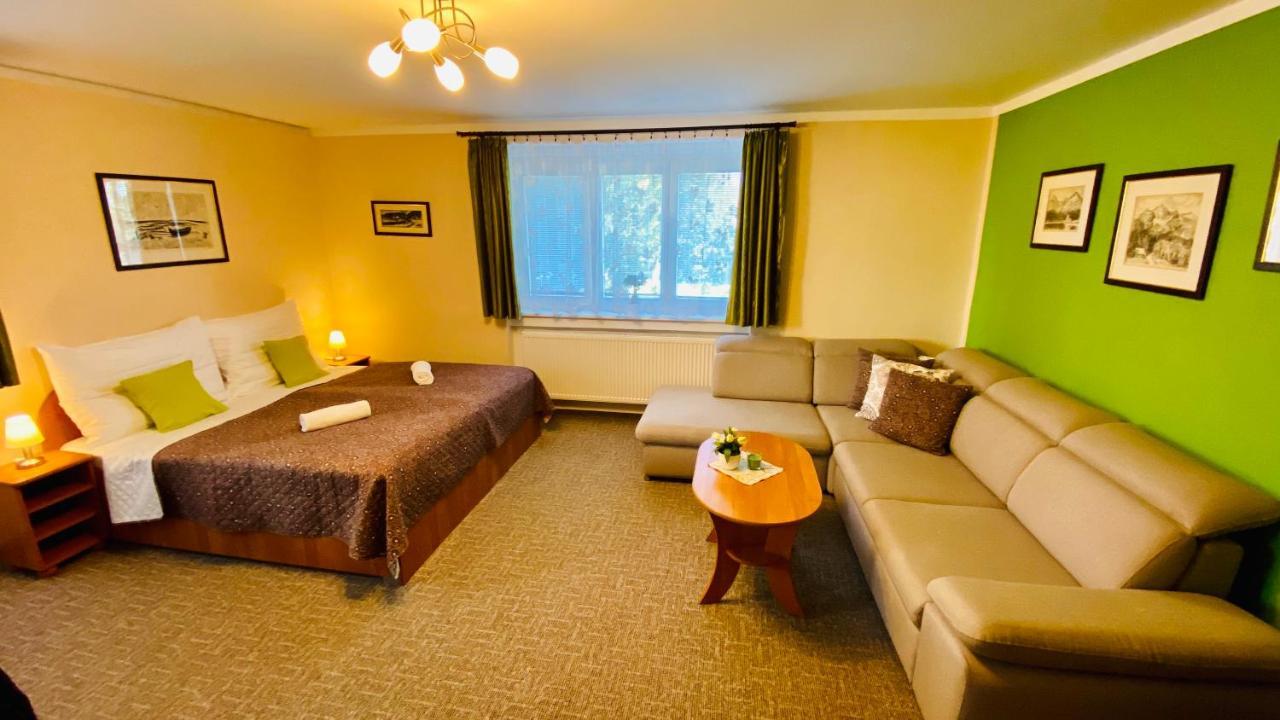 Apartment Gudi Tatranska Lomnica Bagian luar foto